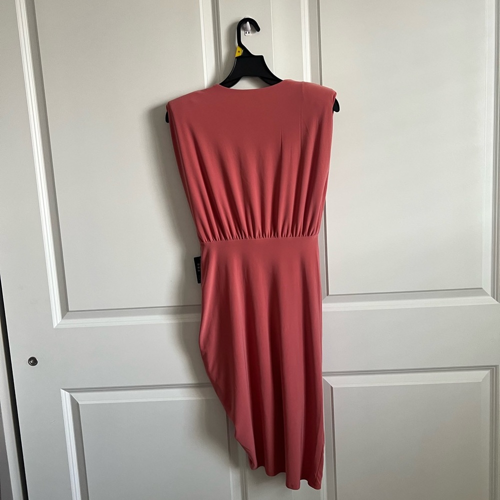 Express Asymmetrical Ruched Dress in Rose - Picture 3 of 10